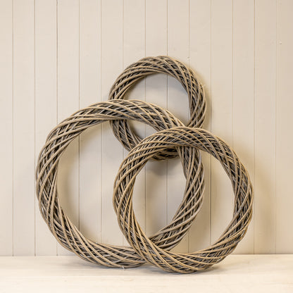Grey Round Thick Willow Wreath