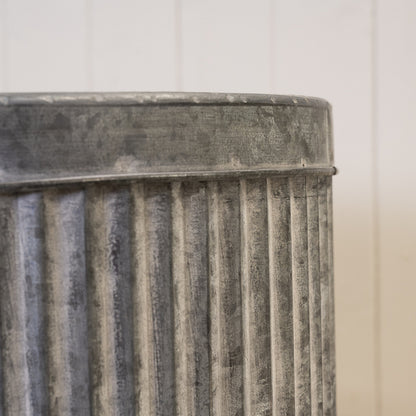 Set/3 ribbed oval pot