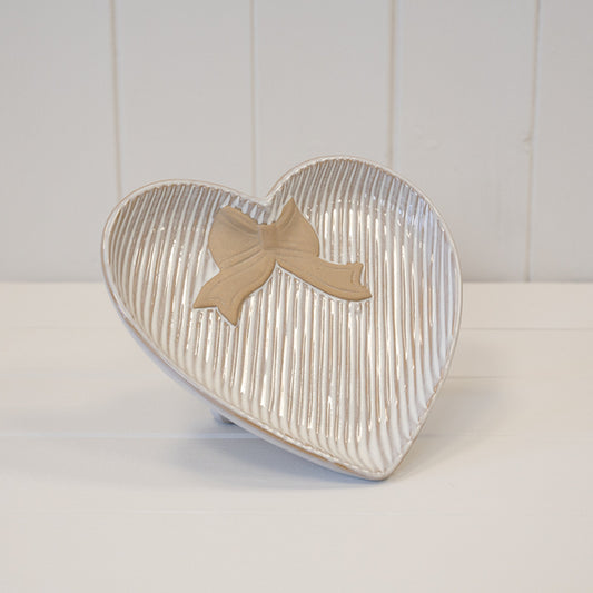 Medium Heart Plate with Bow Detail